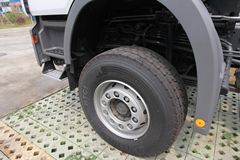 中联重科 47米混凝土泵车(奔驰底盘)