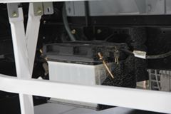 江铃 凯锐 122马力 4X2 冷藏车(长轴小吨位)