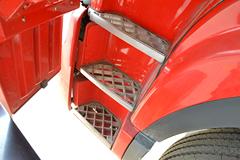 青岛解放 新大威重卡 380马力 6X4 LNG牵引车(CA4258P2K15T1NA80)