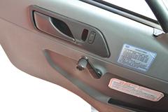 青岛解放 新大威重卡 380马力 6X4 LNG牵引车(CA4258P2K15T1NA80)