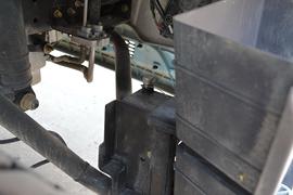 新悍威J5M&nbsp;牵引车底盘                                                图片