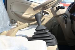 东风 锐铃S 130马力 4.15米单排栏板轻卡(DFA1041S20D5)