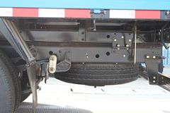 东风 锐铃S 130马力 4.15米单排栏板轻卡(DFA1041S20D5)