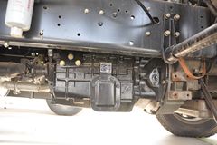 东风 多利卡L系列中卡 160马力 4X2 6.7米排半载货车(DFA1160L11D7)