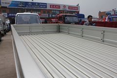 唐骏欧铃 小宝马 88马力 4X2 3.5米单排栏板微卡(ZB1040BDC3F)