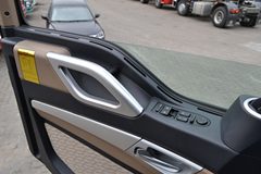 中国重汽 HOWO T5G重卡 280马力 4X2厢式载货车(ZZ5167ZKXM561GD1) 中国重汽 HOWO T5G重卡 280马力 4X2厢式载货车(ZZ5167ZKXM561GD1)