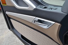 中国重汽 HOWO T5G重卡 280马力 4X2厢式载货车(ZZ5167ZKXM561GD1) 中国重汽 HOWO T5G重卡 280马力 4X2厢式载货车(ZZ5167ZKXM561GD1)