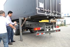 中国重汽 HOWO T5G重卡 280马力 4X2厢式载货车(ZZ5167ZKXM561GD1) 中国重汽 HOWO T5G重卡 280马力 4X2厢式载货车(ZZ5167ZKXM561GD1)