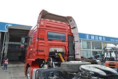 陕汽重卡 德龙新M3000 轻量化版 270马力 4X2牵引车(SX4186GN361)