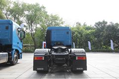 依维柯 Stralis Hi-Way重卡 500马力 6X4牵引车