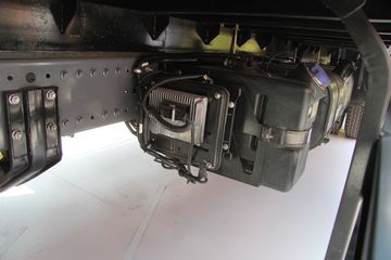 ���� ˧���п� 165���� 4X2�Ű���ʽ�ػ���(����)ͼƬ