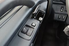 广汽日野 700系列重卡 380马力 4X2牵引车(YC4180SH2PE4)