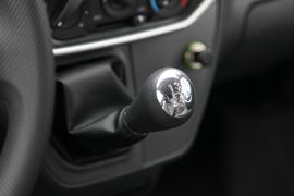 优劲&nbsp;载货车驾驶室                                               图片