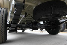 优劲&nbsp;载货车底盘                                                图片