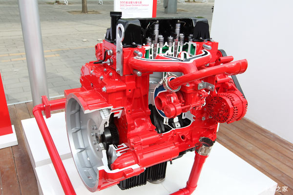 福田康明斯ISF3.8s5141 141马力 3.8L 国五 柴油发动机