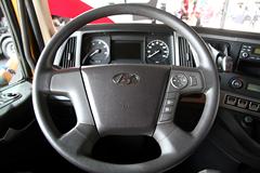 四川现代 创虎XCIENT重卡 440马力 8X4 6.5米自卸车(CHM3310KPQ64M)