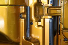 四川现代 创虎XCIENT重卡 440马力 8X4 6.5米自卸车(CHM3310KPQ64M)