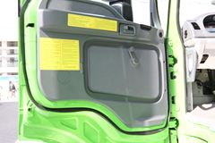 福田 欧曼ETX 6系重卡 380马力 6X4 LNG牵引车(BJ4253SNFCB-AC)