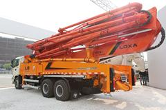 福田 47米LNG混凝土泵车(福田雷萨底盘)