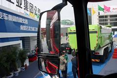 北奔 V3M重卡 轻量化版 340马力 8X4 7.2米自卸车(ND3310DD4J3Z00)