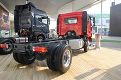 一汽解放 J6L 180马力 4X2 压缩式垃圾车(底盘)