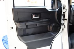 东风小康 C35 75马力 封闭厢式货车