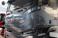 青岛解放 JH6重卡 370马力 6X4牵引车(CA4250P25K2T1E4)