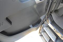 青岛解放 JH6重卡 370马力 6X4牵引车(CA4250P25K2T1E4)