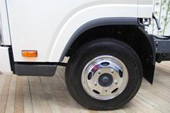 一汽通用 F330速豹 130马力 3260轴距单排轻卡底盘(CA1043PK45L2E1-1)