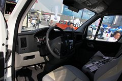 黄海汽车 瑞途 150马力 封闭厢式货车