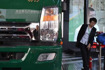 ���� ˧���п� 165���� 4X2�Ű���ʽ�ػ���(����)ͼƬ