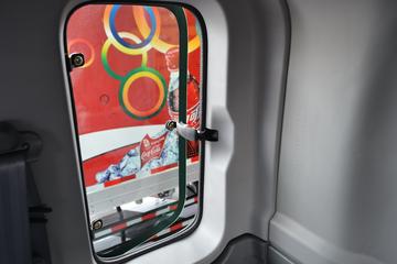 ���� ˧���п� 165���� 4X2�Ű���ʽ�ػ���(����)ͼƬ