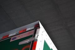 江淮 帅铃中卡 165马力 4X2排半厢式载货车(邮政)