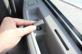 大运N8H&nbsp;自卸车驾驶室                                               图片