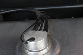 大运N8H&nbsp;自卸车底盘                                                图片