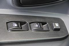 飞碟奥驰 A3系列 116马力 CNG 4.2米单排栏板轻卡(FD1040D63G4-1)