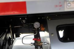 飞碟奥驰 A3系列 116马力 CNG 4.2米单排栏板轻卡(FD1040D63G4-1)
