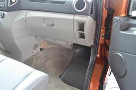 星锐6系&nbsp;载货车驾驶室                                               图片