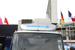 跃进 超越C300-33 140马力 3.8米单排厢式轻卡(广告宣传车)(GDY5041XZSNZ)
