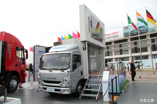 Ծ ԽC300-33 140 3.8׵ʽῨ()(GDY5041XZSNZ)