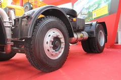 大运 新N8E重卡 340马力 6X2 牵引车