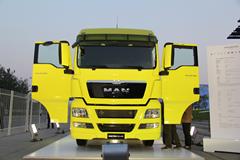 曼(MAN) TGX系列重卡 480马力 6X2R牵引车(型号:28.480)