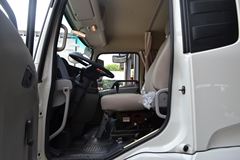 东风商用车 天锦中卡 180马力 4X2 7.7米厢式载货车底盘(超速挡)(DFL5120XXYB9)