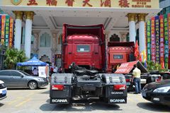 斯堪尼亚 R系列重卡 560马力 6X2R AMT自动挡牵引车(型号R560 V8)