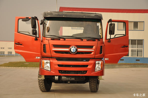 重汽王牌 W5G重卡 340马力 6X4 5.6米自卸车(CDW3250A2S4)