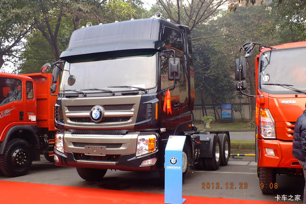 王牌W5G 牵引车