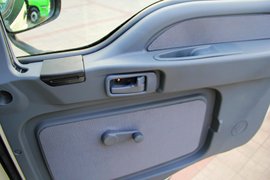 欧曼ETX&nbsp;洒水车/喷洒车驾驶室图片