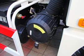 欧曼ETX&nbsp;洒水车/喷洒车底盘图片