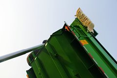 福田 欧曼ETX 9系重卡 336马力 6X4 5.4米自卸车(渣土车)(BJ3253DLPKB-XD)