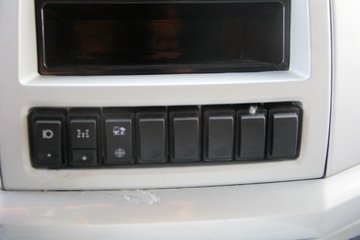 ���� ŷ��ETX 9ϵ�ؿ� 350���� 6X4 5.8��LNG��ж��(������)(BJ3253VLPCE-1)ͼƬ